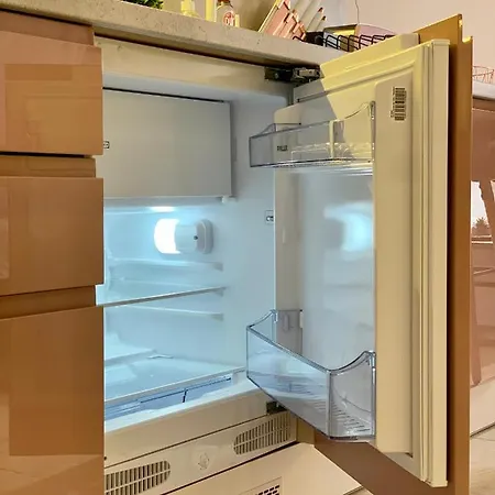 Beige-a-view, Sea Dreams *