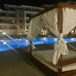 Beige-a-view, F2 - Sea Dreams, Lägenhet