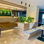 Beige-a-view, F2 - Sea Dreams, 圣弗拉斯