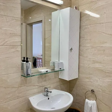 Beige-a-view, Sea Dreams Apartment *
