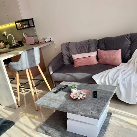 Beige-a-view, Sea Dreams Apartment